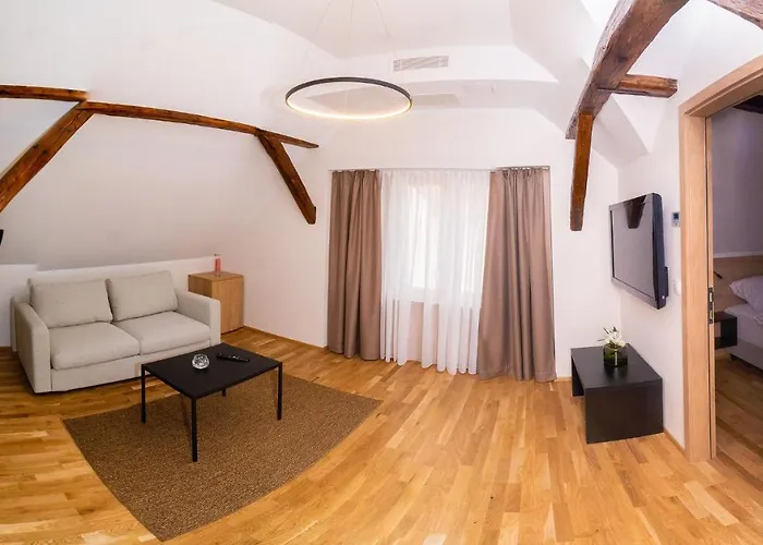 לינה וארוחת בוקר Hisa Pep's